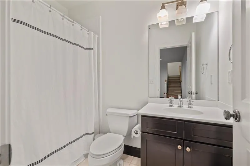 Atlanta, Georgia 30342, 5 Bedrooms Bedrooms, ,6 BathroomsBathrooms,Residential,For Sale,7598581