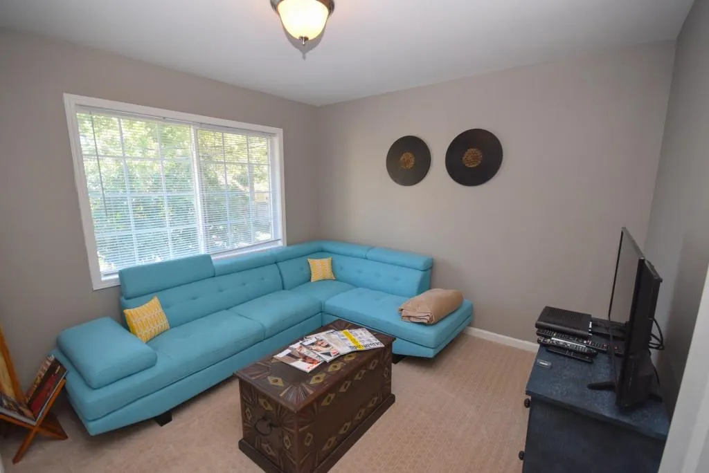 6940 Roswell Road Unit 6f, Sandy Springs, Georgia 30328, 2 Bedrooms Bedrooms, ,1 BathroomBathrooms,Residential,Sold,6940 Roswell Road Unit 6f,5923751