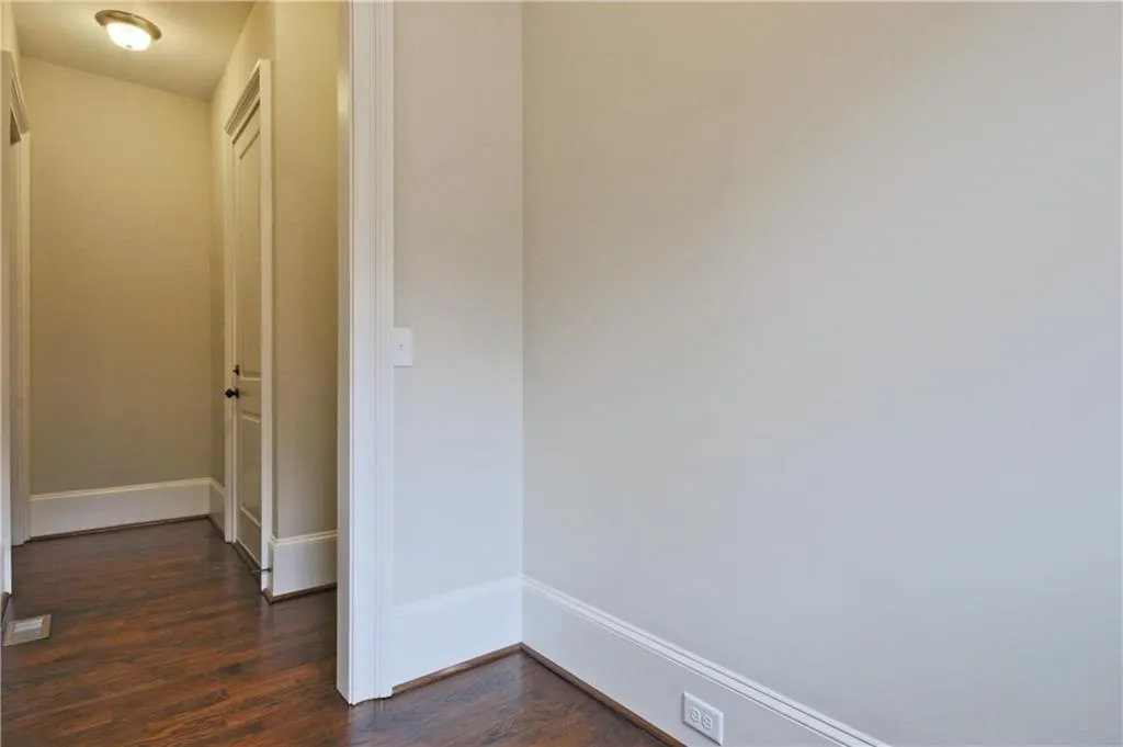 280 Amberidge Trail, Sandy Springs, Georgia 30328, 5 Bedrooms Bedrooms, ,4 BathroomsBathrooms,Residential,Sold,280 Amberidge Trail,5631147