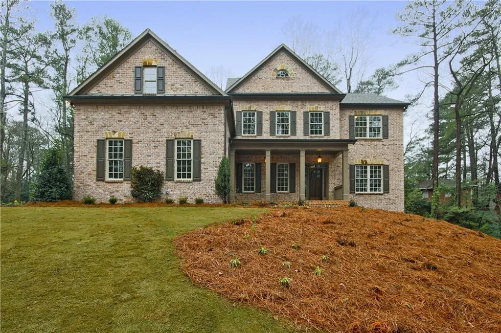 280 Amberidge Trail, Sandy Springs, Georgia 30328, 5 Bedrooms Bedrooms, ,4 BathroomsBathrooms,Residential,Sold,280 Amberidge Trail,5631147