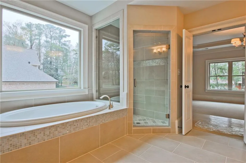 280 Amberidge Trail, Sandy Springs, Georgia 30328, 5 Bedrooms Bedrooms, ,4 BathroomsBathrooms,Residential,Sold,280 Amberidge Trail,5631147