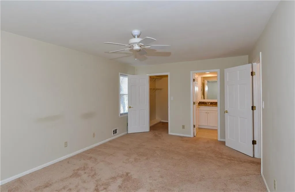 225 Hunters Point, Sandy Springs, Georgia 30328, 4 Bedrooms Bedrooms, ,3 BathroomsBathrooms,Residential,Sold,225 Hunters Point,5945083