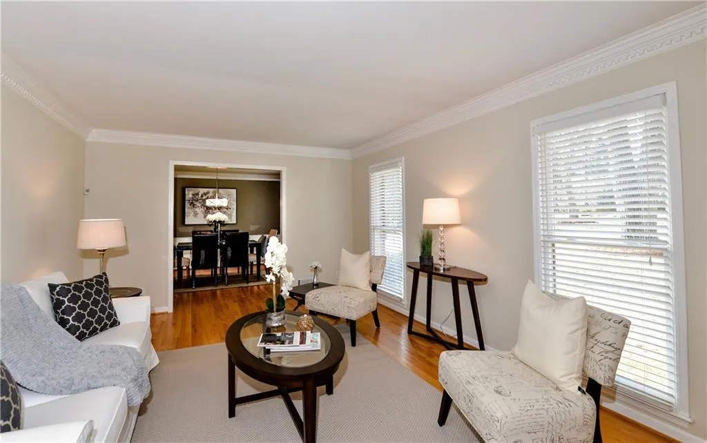 225 Hunters Point, Sandy Springs, Georgia 30328, 4 Bedrooms Bedrooms, ,3 BathroomsBathrooms,Residential,Sold,225 Hunters Point,5945083