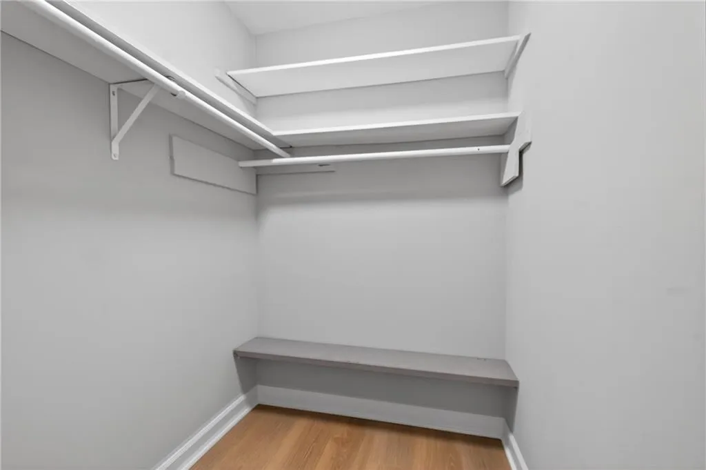 6520 Roswell Road Unit 48, Sandy Springs, Georgia 30328, 2 Bedrooms Bedrooms, ,1 BathroomBathrooms,Residential,For Sale,6520 Roswell Road Unit 48,7722305
