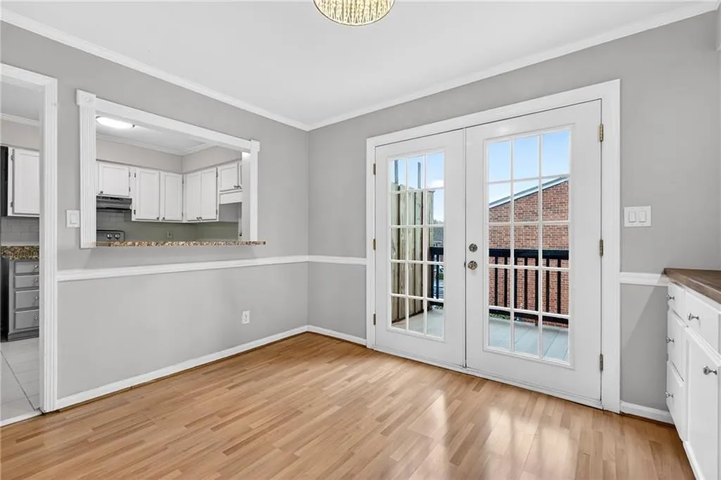 6520 Roswell Road Unit 48, Sandy Springs, Georgia 30328, 2 Bedrooms Bedrooms, ,1 BathroomBathrooms,Residential,For Sale,6520 Roswell Road Unit 48,7722305
