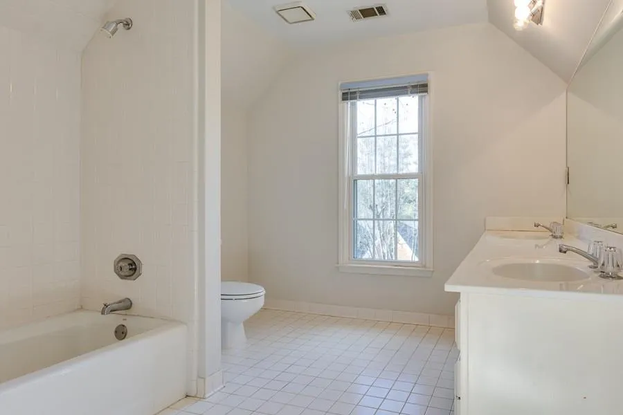 545 Vinington Court, Dunwoody, Georgia 30350, 5 Bedrooms Bedrooms, ,6 BathroomsBathrooms,Residential,Sold,545 Vinington Court,5801034