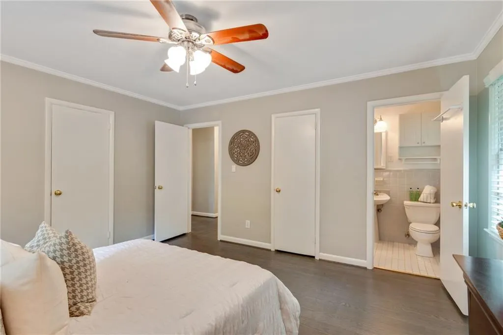 5195 Timber Trail South, Atlanta, Georgia 30342, 3 Bedrooms Bedrooms, ,3 BathroomsBathrooms,Residential,Sold,5195 Timber Trail South,6558548