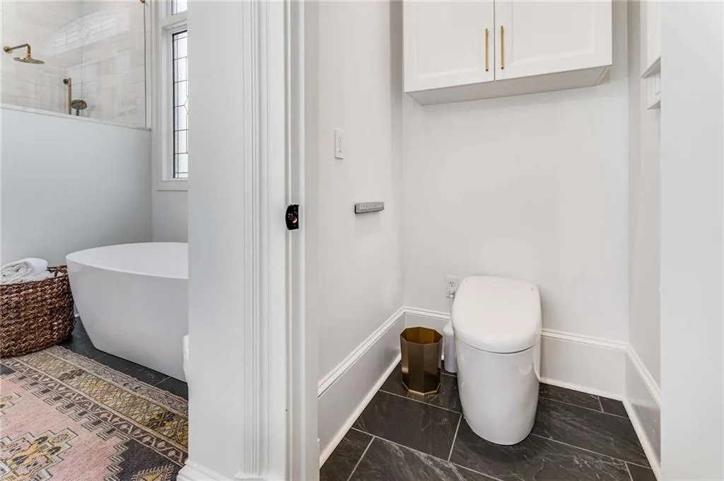 585 Franklin Road, Atlanta, Georgia 30342, 4 Bedrooms Bedrooms, ,3 BathroomsBathrooms,Residential,Sold,585 Franklin Road,7191155