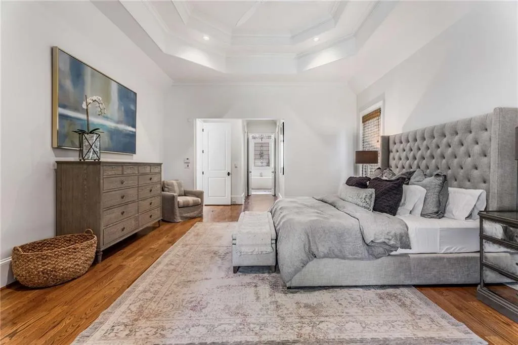 585 Franklin Road, Atlanta, Georgia 30342, 4 Bedrooms Bedrooms, ,3 BathroomsBathrooms,Residential,Sold,585 Franklin Road,7191155