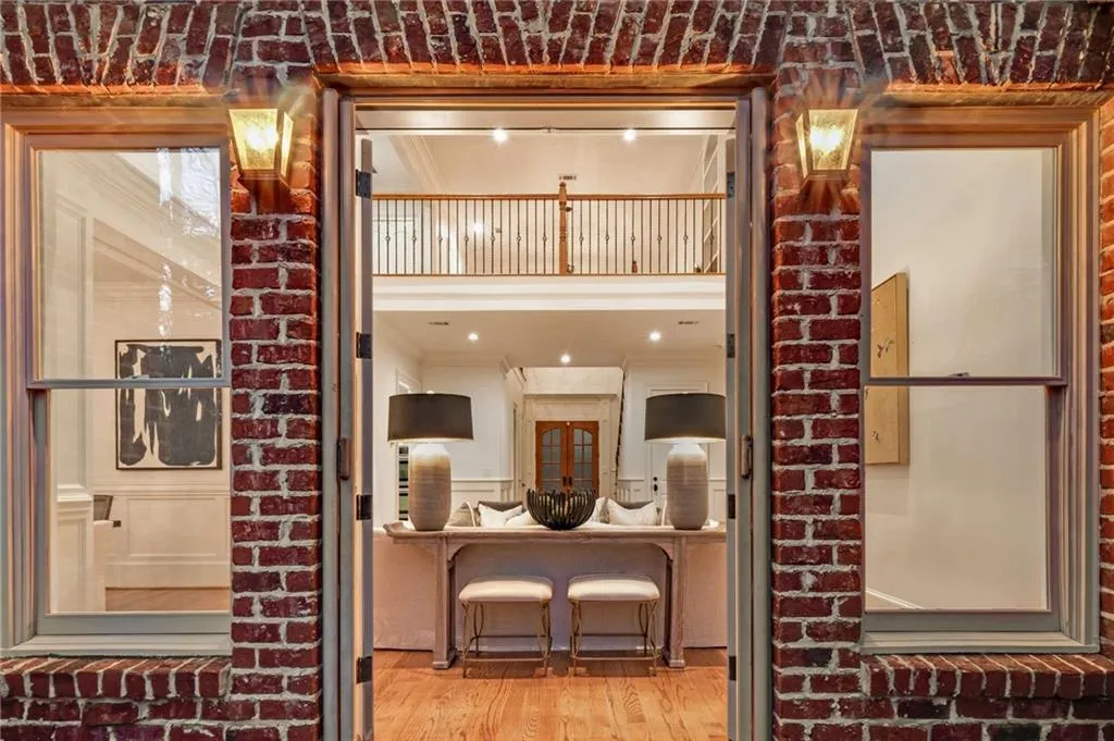 585 Franklin Road, Atlanta, Georgia 30342, 4 Bedrooms Bedrooms, ,3 BathroomsBathrooms,Residential,Sold,585 Franklin Road,7191155