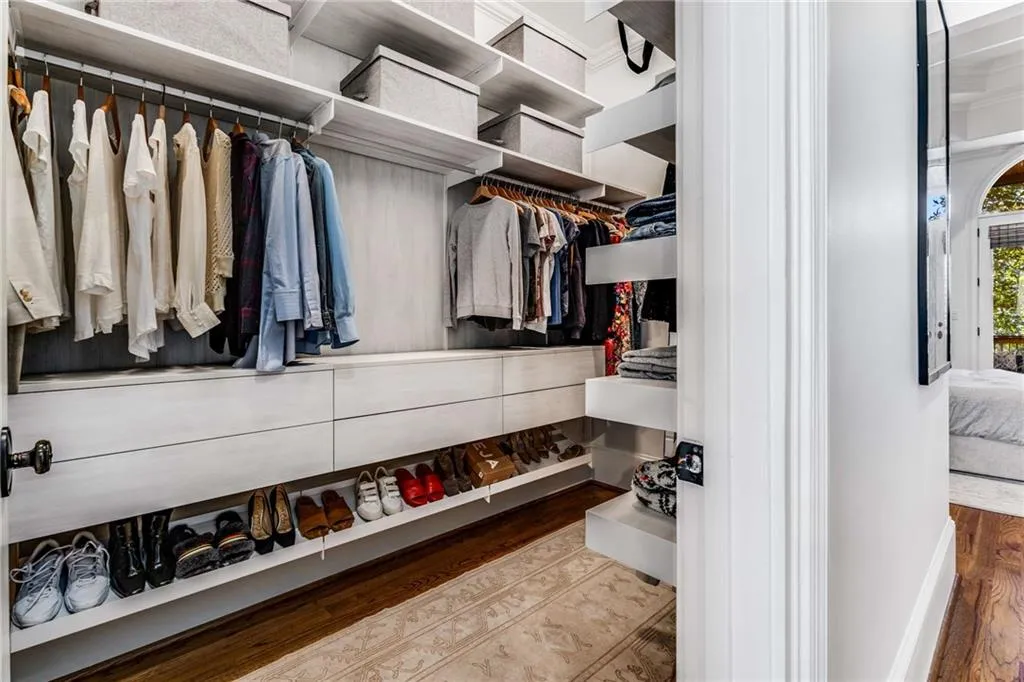 585 Franklin Road, Atlanta, Georgia 30342, 4 Bedrooms Bedrooms, ,3 BathroomsBathrooms,Residential,Sold,585 Franklin Road,7191155