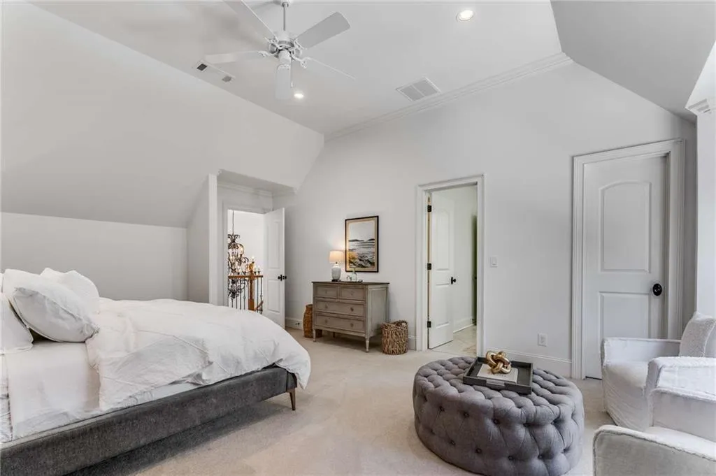 585 Franklin Road, Atlanta, Georgia 30342, 4 Bedrooms Bedrooms, ,3 BathroomsBathrooms,Residential,Sold,585 Franklin Road,7191155