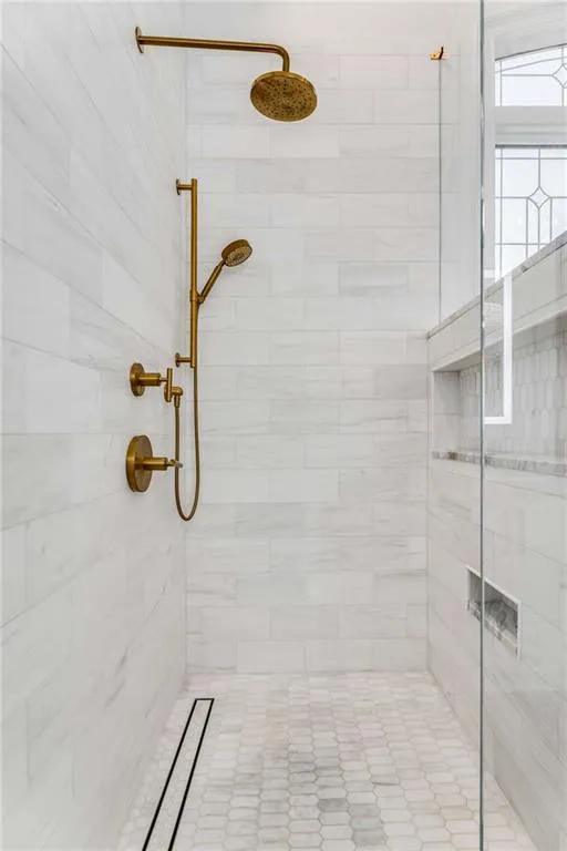 585 Franklin Road, Atlanta, Georgia 30342, 4 Bedrooms Bedrooms, ,3 BathroomsBathrooms,Residential,Sold,585 Franklin Road,7191155