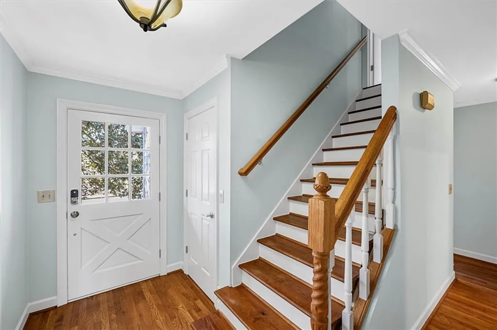 1020 Ridge Tarn, Sandy Springs, Georgia 30350, 4 Bedrooms Bedrooms, ,3 BathroomsBathrooms,Residential,Sold,1020 Ridge Tarn,7348788