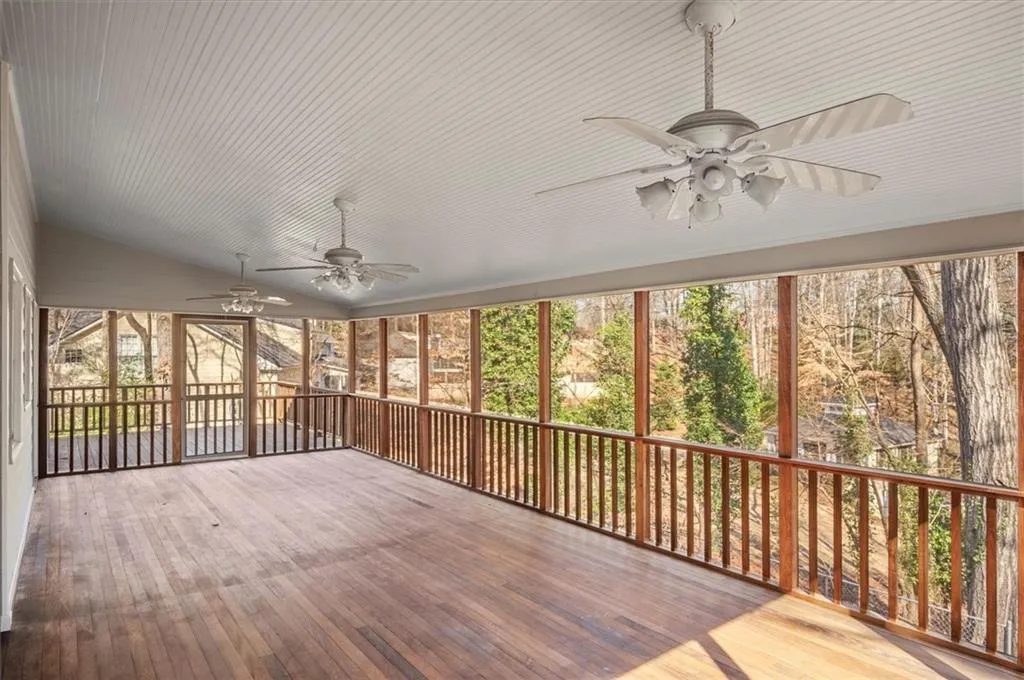 1020 Ridge Tarn, Sandy Springs, Georgia 30350, 4 Bedrooms Bedrooms, ,3 BathroomsBathrooms,Residential,Sold,1020 Ridge Tarn,7348788