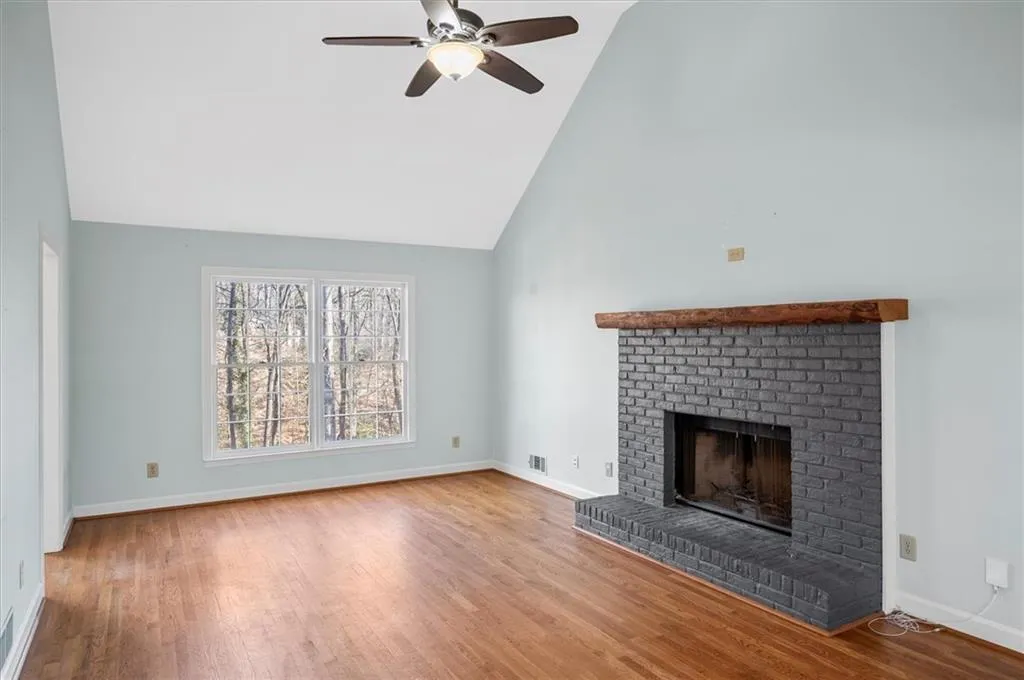 1020 Ridge Tarn, Sandy Springs, Georgia 30350, 4 Bedrooms Bedrooms, ,3 BathroomsBathrooms,Residential,Sold,1020 Ridge Tarn,7348788