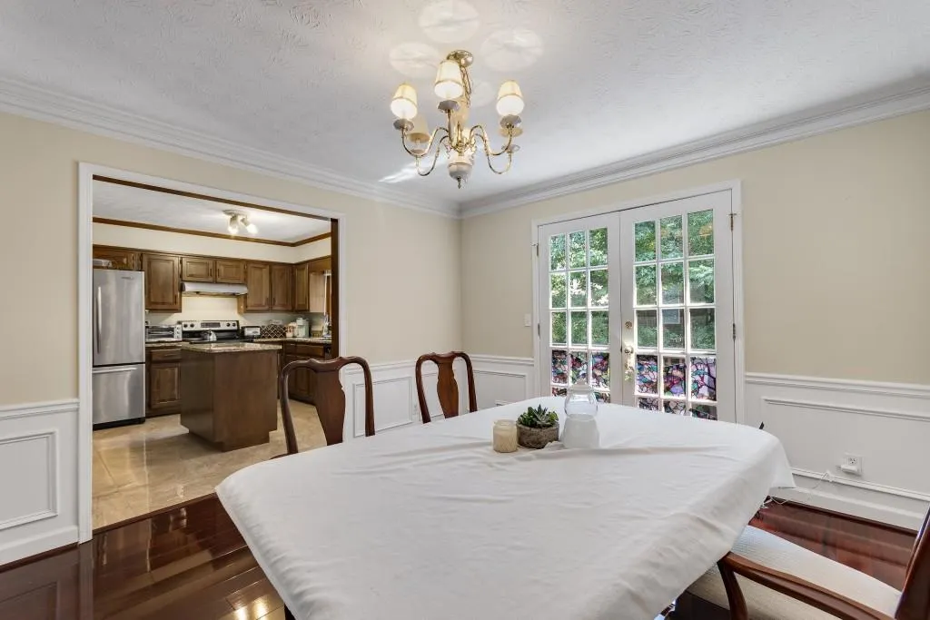 635 Corbin Lake Court, Atlanta, Georgia 30350, 3 Bedrooms Bedrooms, ,2 BathroomsBathrooms,Residential,Sold,635 Corbin Lake Court,6921881