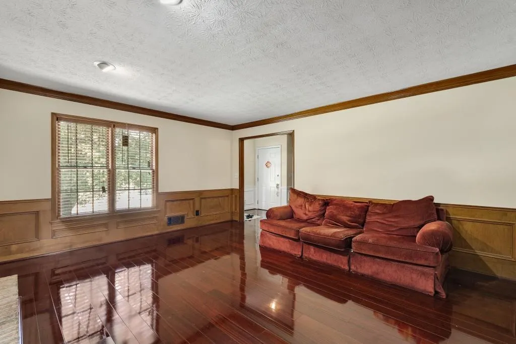 635 Corbin Lake Court, Atlanta, Georgia 30350, 3 Bedrooms Bedrooms, ,2 BathroomsBathrooms,Residential,Sold,635 Corbin Lake Court,6921881