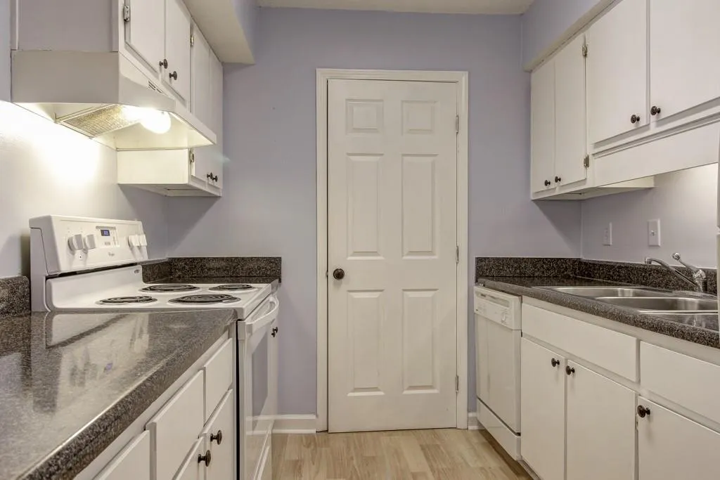 1507 Wingate Way Unit 1507, Sandy Springs, Georgia 30350, 1 Bedroom Bedrooms, ,1 BathroomBathrooms,Residential,Sold,1507 Wingate Way Unit 1507,5719217