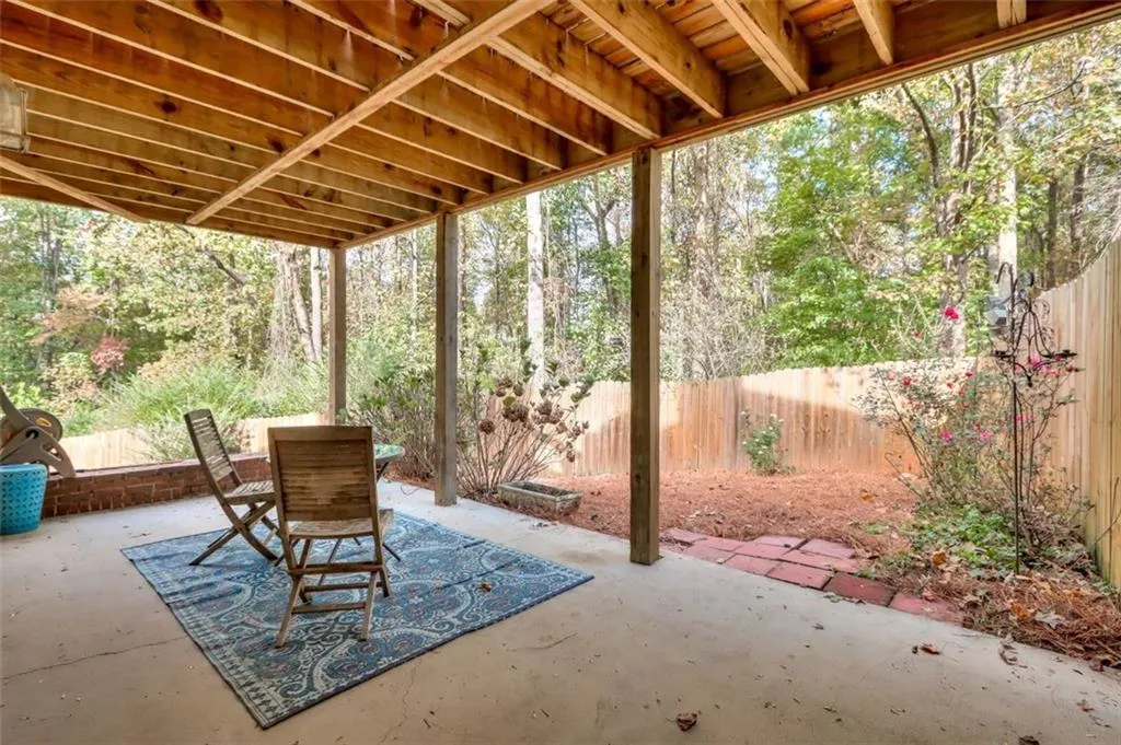 300 Brantley Road, Sandy Springs, Georgia 30350, 4 Bedrooms Bedrooms, ,3 BathroomsBathrooms,Residential,Sold,300 Brantley Road,6806244