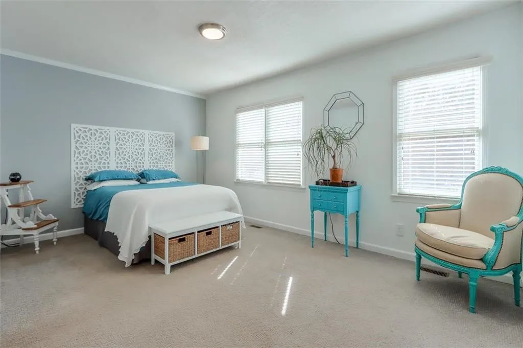 300 Brantley Road, Sandy Springs, Georgia 30350, 4 Bedrooms Bedrooms, ,3 BathroomsBathrooms,Residential,Sold,300 Brantley Road,6806244