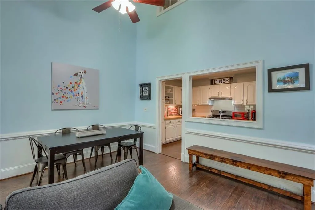 300 Brantley Road, Sandy Springs, Georgia 30350, 4 Bedrooms Bedrooms, ,3 BathroomsBathrooms,Residential,Sold,300 Brantley Road,6806244