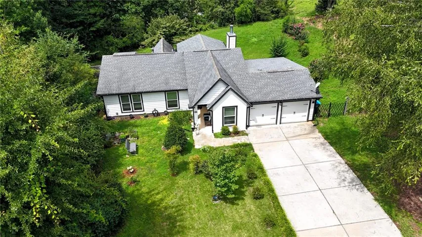 Front Aerial View