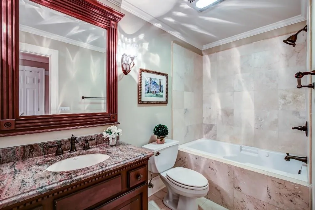 5047 Nesbit Ferry Lane, Atlanta, Georgia 30350, 5 Bedrooms Bedrooms, ,6 BathroomsBathrooms,Residential,Sold,5047 Nesbit Ferry Lane,5859316