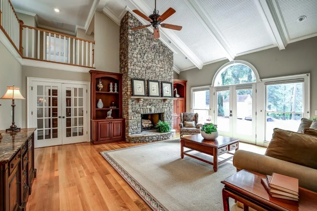 5047 Nesbit Ferry Lane, Atlanta, Georgia 30350, 5 Bedrooms Bedrooms, ,6 BathroomsBathrooms,Residential,Sold,5047 Nesbit Ferry Lane,5859316