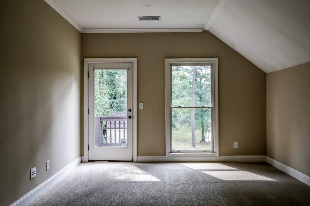 5047 Nesbit Ferry Lane, Atlanta, Georgia 30350, 5 Bedrooms Bedrooms, ,6 BathroomsBathrooms,Residential,Sold,5047 Nesbit Ferry Lane,5859316