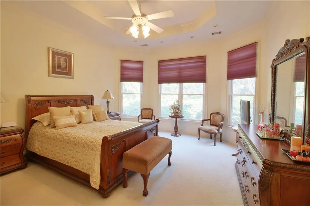 4645 Windsor Gate Court, Atlanta, Georgia 30342, 5 Bedrooms Bedrooms, ,3 BathroomsBathrooms,Residential,Sold,4645 Windsor Gate Court,5977694