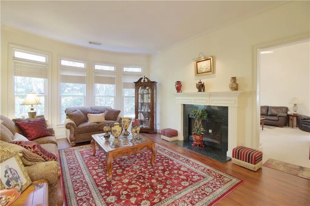 4645 Windsor Gate Court, Atlanta, Georgia 30342, 5 Bedrooms Bedrooms, ,3 BathroomsBathrooms,Residential,Sold,4645 Windsor Gate Court,5977694