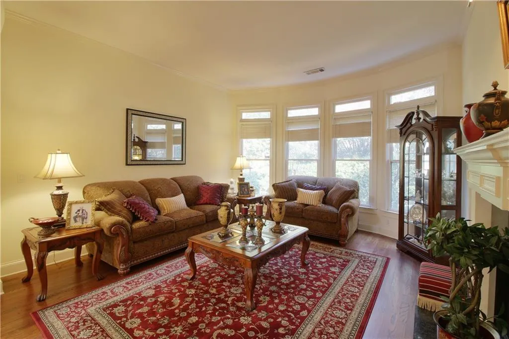 4645 Windsor Gate Court, Atlanta, Georgia 30342, 5 Bedrooms Bedrooms, ,3 BathroomsBathrooms,Residential,Sold,4645 Windsor Gate Court,5977694
