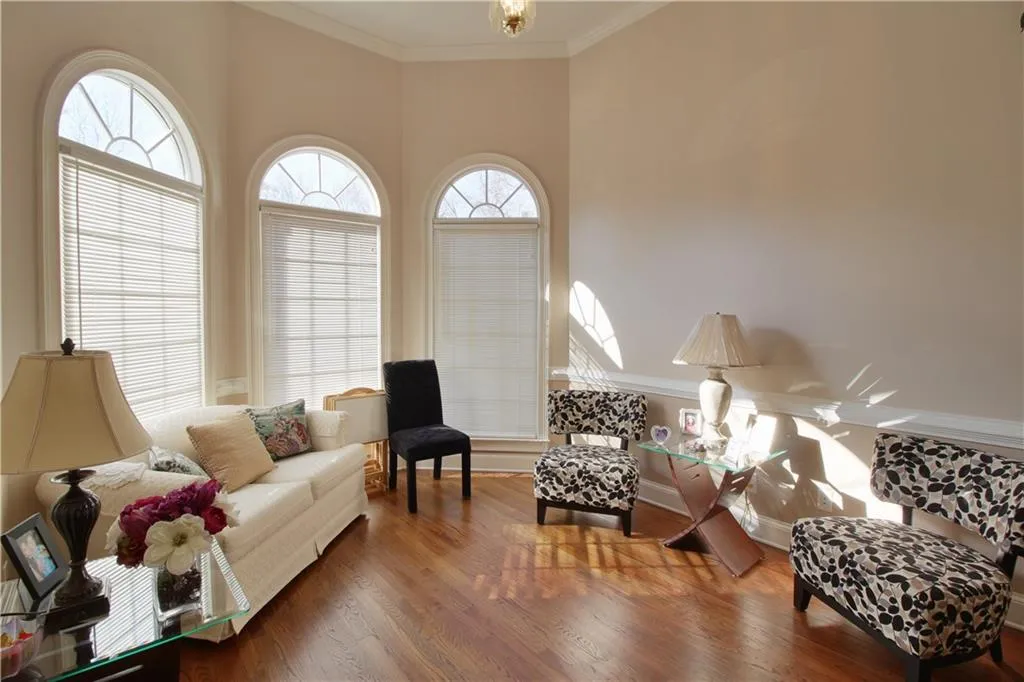 4645 Windsor Gate Court, Atlanta, Georgia 30342, 5 Bedrooms Bedrooms, ,3 BathroomsBathrooms,Residential,Sold,4645 Windsor Gate Court,5977694