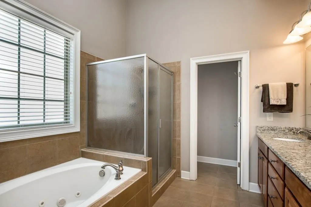 925 Telfair Close, Sandy Springs, Georgia 30350, 3 Bedrooms Bedrooms, ,3 BathroomsBathrooms,Residential,Sold,925 Telfair Close,5800920