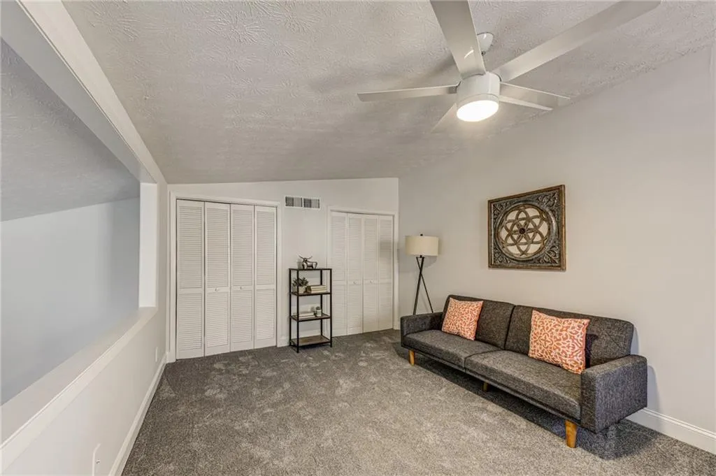 806 River Run Drive, Sandy Springs, Georgia 30350, 2 Bedrooms Bedrooms, ,1 BathroomBathrooms,Residential,Sold,806 River Run Drive,6995013