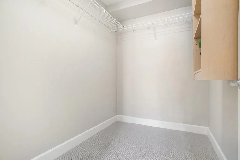 Walk In Closet