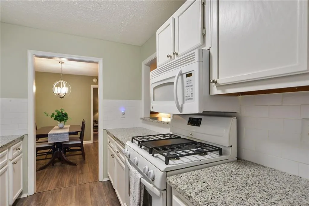 501 Gettysburg Place, Sandy Springs, Georgia 30350, 2 Bedrooms Bedrooms, ,2 BathroomsBathrooms,Residential,Sold,501 Gettysburg Place,6036025