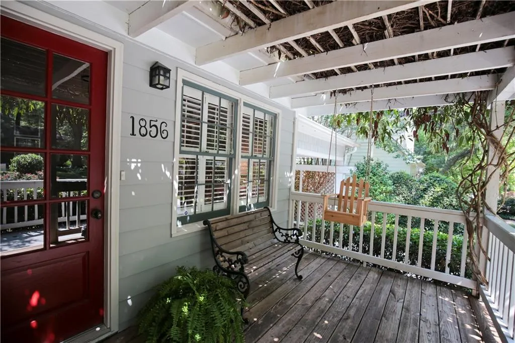1856 Claremont Street Nw, Atlanta, Georgia 30318, 3 Bedrooms Bedrooms, ,2 BathroomsBathrooms,Residential,Sold,1856 Claremont Street Nw,5712033