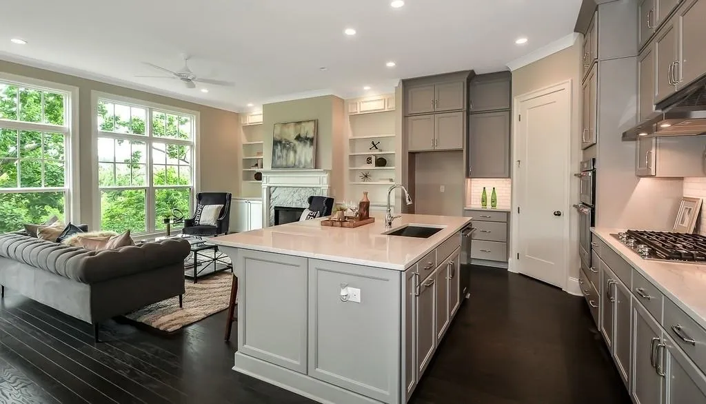 4005 Eamont Lane, Sandy Springs, Georgia 30328, 3 Bedrooms Bedrooms, ,3 BathroomsBathrooms,Residential,Sold,4005 Eamont Lane,6592564