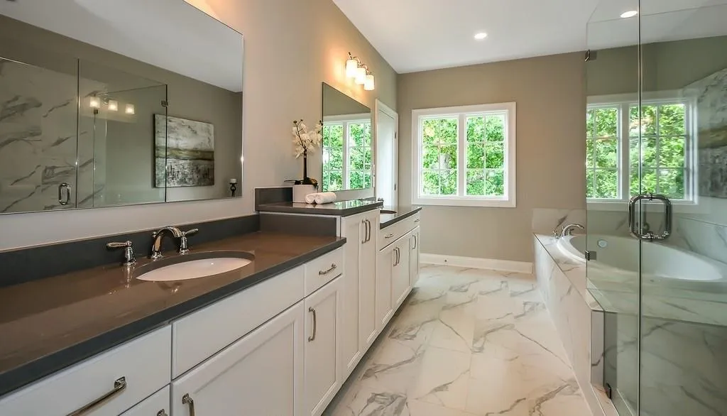 4005 Eamont Lane, Sandy Springs, Georgia 30328, 3 Bedrooms Bedrooms, ,3 BathroomsBathrooms,Residential,Sold,4005 Eamont Lane,6592564