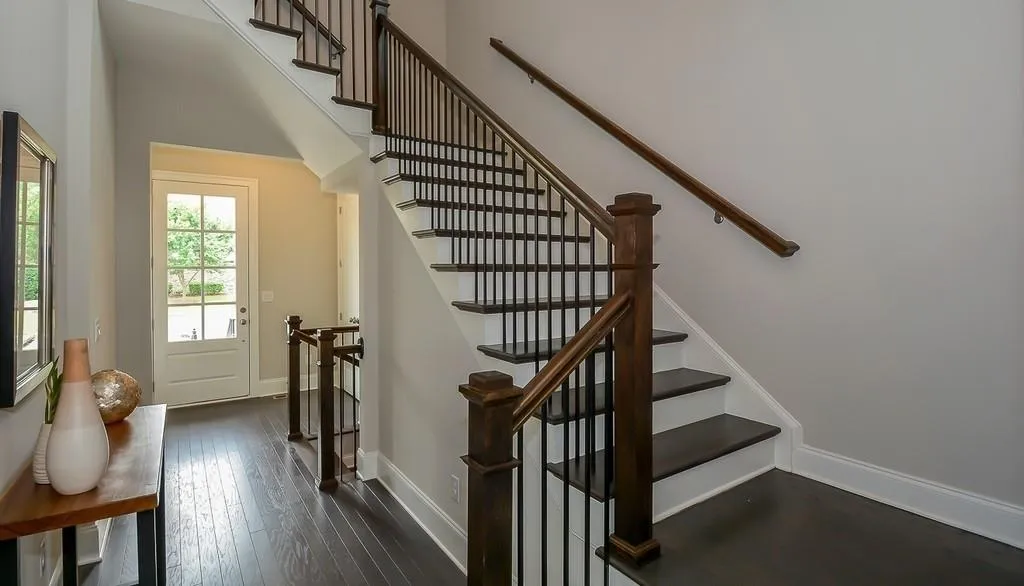 4005 Eamont Lane, Sandy Springs, Georgia 30328, 3 Bedrooms Bedrooms, ,3 BathroomsBathrooms,Residential,Sold,4005 Eamont Lane,6592564