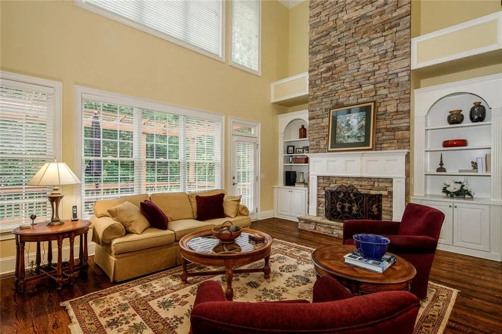 115 Wembley Court, Sandy Springs, Georgia 30328, 5 Bedrooms Bedrooms, ,4 BathroomsBathrooms,Residential,Sold,115 Wembley Court,6774472