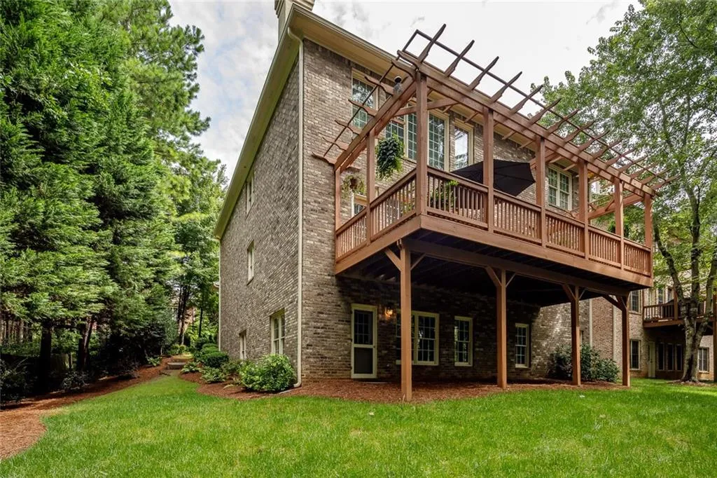 115 Wembley Court, Sandy Springs, Georgia 30328, 5 Bedrooms Bedrooms, ,4 BathroomsBathrooms,Residential,Sold,115 Wembley Court,6774472