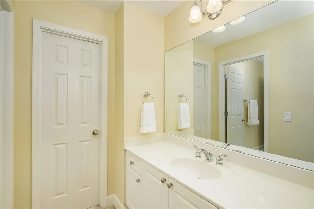 115 Wembley Court, Sandy Springs, Georgia 30328, 5 Bedrooms Bedrooms, ,4 BathroomsBathrooms,Residential,Sold,115 Wembley Court,6774472