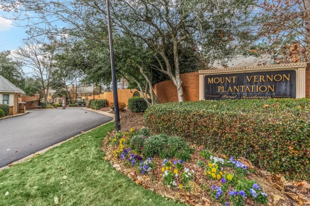 104 Mount Vernon Circle, Sandy Springs, Georgia 30338, 2 Bedrooms Bedrooms, ,2 BathroomsBathrooms,Residential,Sold,104 Mount Vernon Circle,6821881