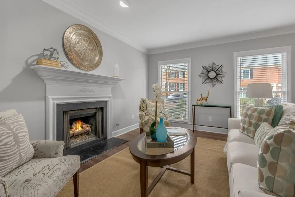 104 Mount Vernon Circle, Sandy Springs, Georgia 30338, 2 Bedrooms Bedrooms, ,2 BathroomsBathrooms,Residential,Sold,104 Mount Vernon Circle,6821881