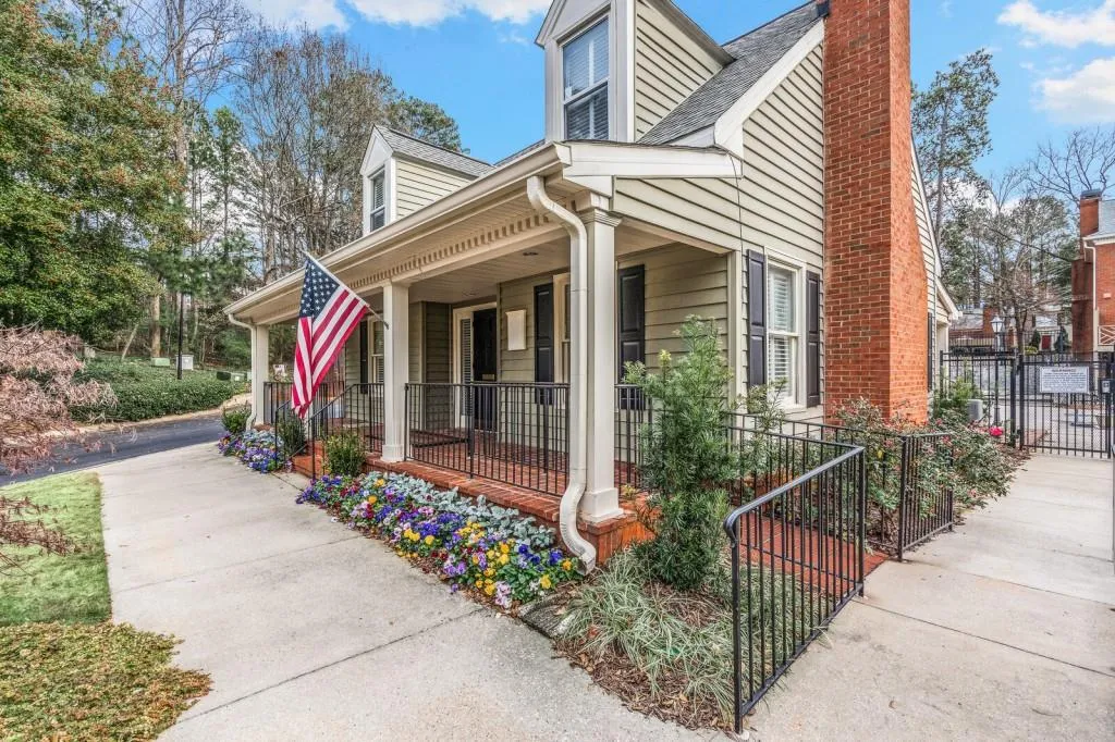 104 Mount Vernon Circle, Sandy Springs, Georgia 30338, 2 Bedrooms Bedrooms, ,2 BathroomsBathrooms,Residential,Sold,104 Mount Vernon Circle,6821881