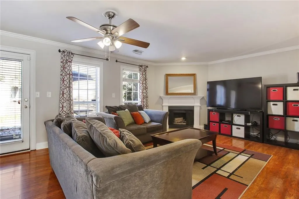 802 Masons Creek Circle, Sandy Springs, Georgia 30350, 2 Bedrooms Bedrooms, ,2 BathroomsBathrooms,Residential,Sold,802 Masons Creek Circle,6121489