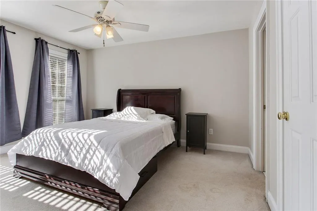802 Masons Creek Circle, Sandy Springs, Georgia 30350, 2 Bedrooms Bedrooms, ,2 BathroomsBathrooms,Residential,Sold,802 Masons Creek Circle,6121489